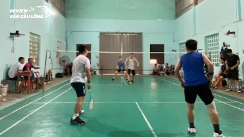 Sân cầu lông Văn Đích - Sân cầu lông Bắc Giang giá rẻ
