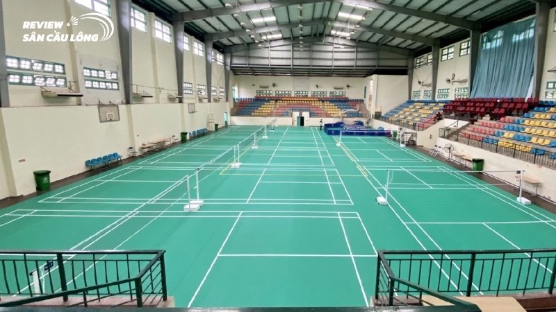 Sân cầu lông tại Đại Học Sư Phạm Hà Nội