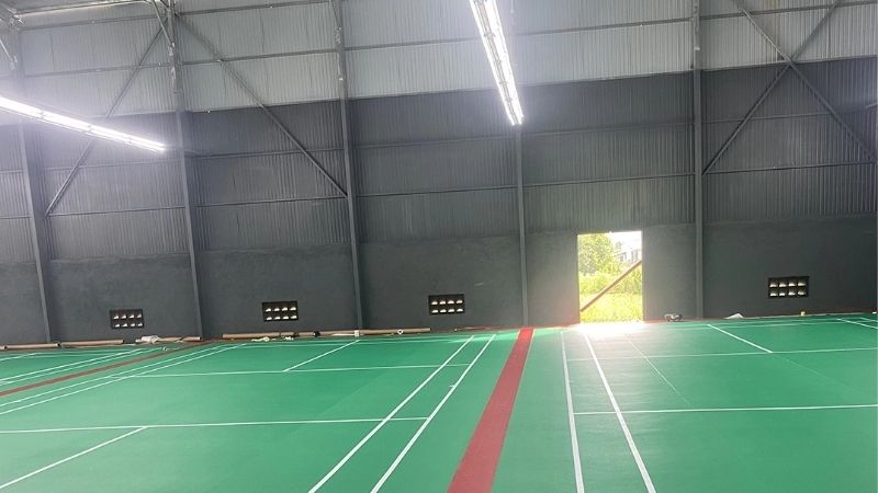Sân cầu lông 272 với không gian sạch sẽ và thoáng mát