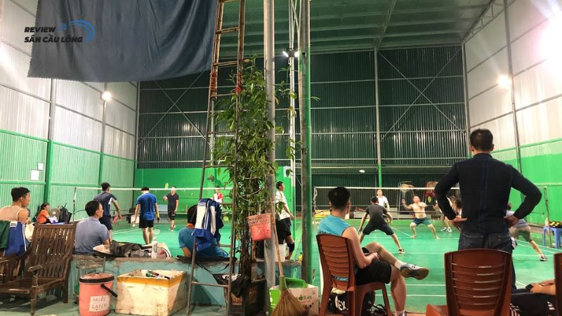 Không khí nhộn nhịp với các giải đấu tại sân cầu Hinh Quách