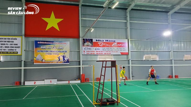 Sân cầu lông Lạng Sơn Bá Học Badminton