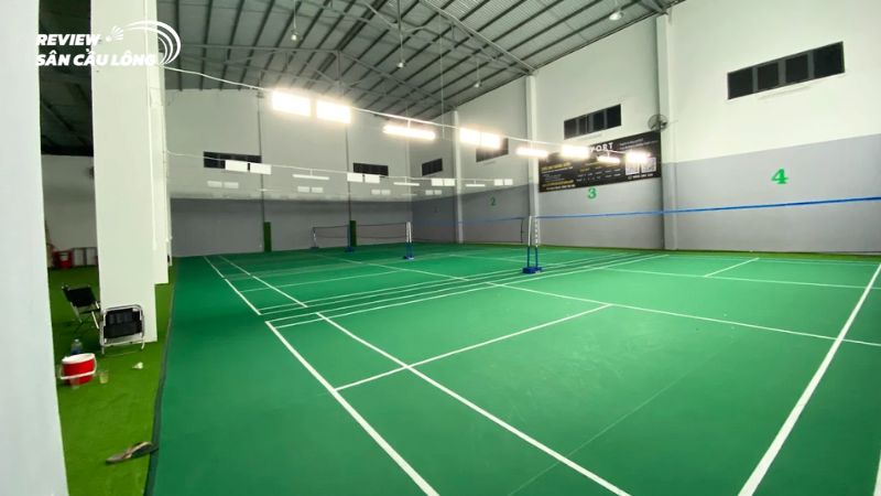 Sân cầu lông q7 Phú Xuân