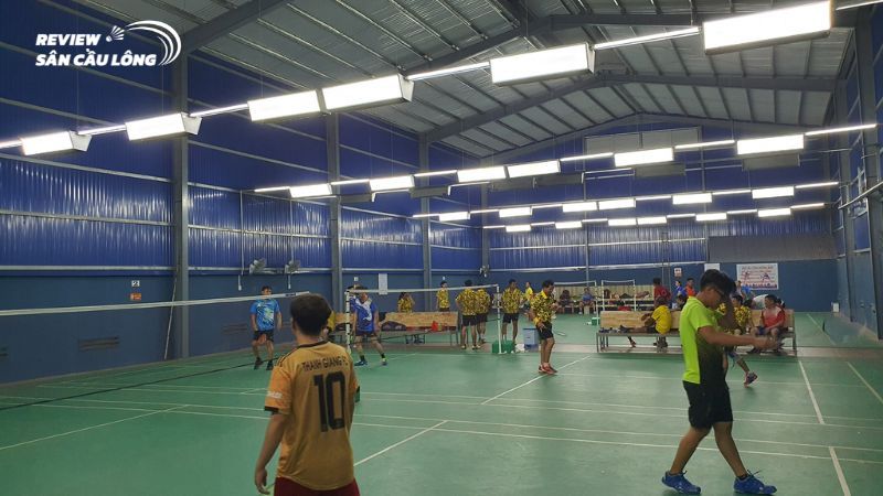 Sân cầu lông Vĩnh Phúc - Sân cầu lông Hoàng Anh Sports