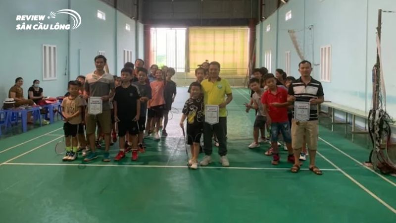 Tiện ích và dịch vụ tại sân cầu lông Trọng Nghĩa tỉnh Sơn La