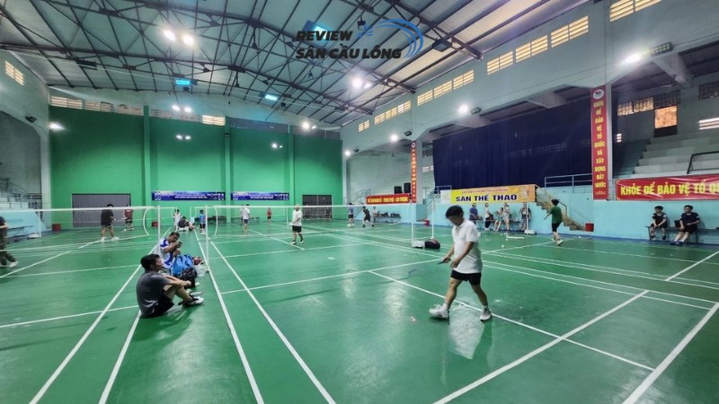 Vị trí trung tâm, không gian thoáng, ánh sáng đủ