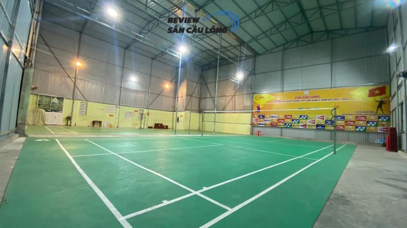 Sân cầu lông Nguyễn Hoan Hải Dương là sân cầu lông miền Bắc rộng, hiện đạivới 2 sân chuẩn, tiện nghi đầy đủ