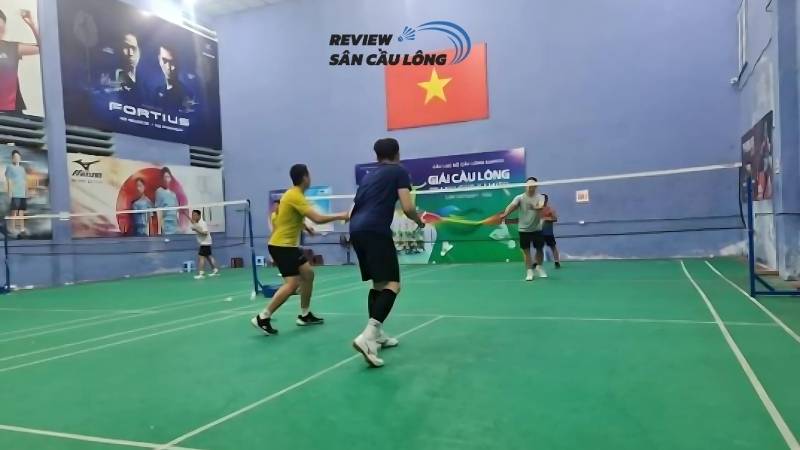 Sân cầu lông Cư Xá Ngân Hàng, điểm đến lý tưởng cho người yêu cầu lông