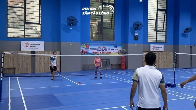 Hội tụ cao thủ tại sân cầu lông quận 5 – nơi kết nối đam mê và kỹ năng!